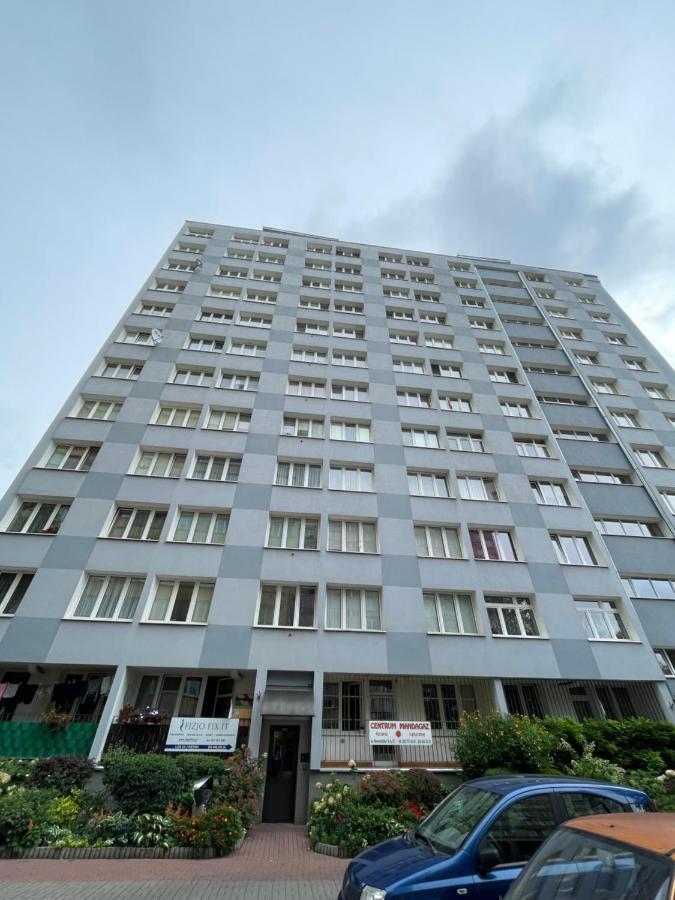 Grey Gucci Apartment City Center وارسو المظهر الخارجي الصورة